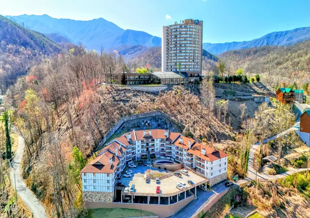 616-turkey-nest-road-apt-205-gatlinburg-tn-37738/hzid_f6f5036a
