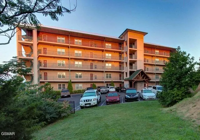 410-big-bear-way-2001-pigeon-forge-tn-37863/hzid_2644fcf7