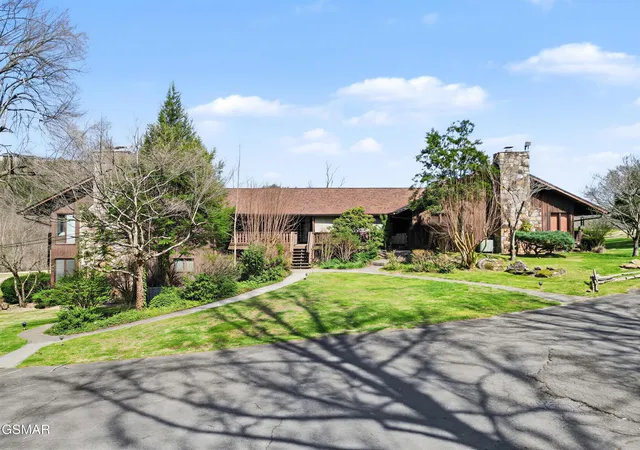 3815-e-parkway-apt-6-gatlinburg-tn-37738/hzid_e61c2d26