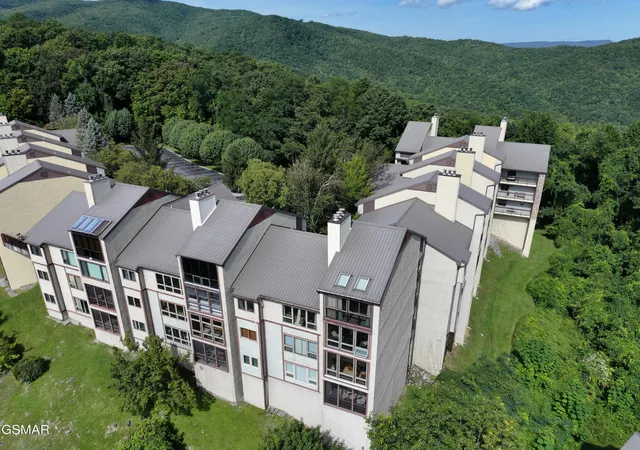 1130-ski-view-dr-210-gatlinburg-tn-37738/hzid_be58c5ee