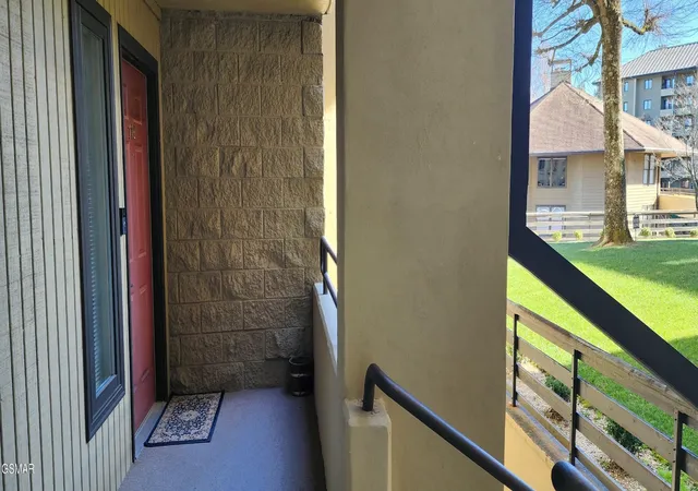1704-hidden-hills-road-apt-112-gatlinburg-tn-37738/hzid_e5a98bc8