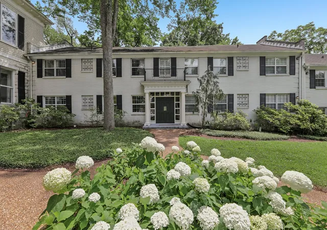 434-bowling-ave-nashville-tn-37205/hzid_2362e34a