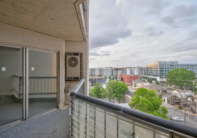 900-19th-ave-s-905-nashville-tn-37212/hzid_78a6f155
