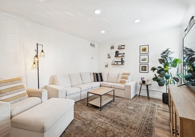 110-bellevue-rd-12-nashville-tn-37221/hzid_65f7584c