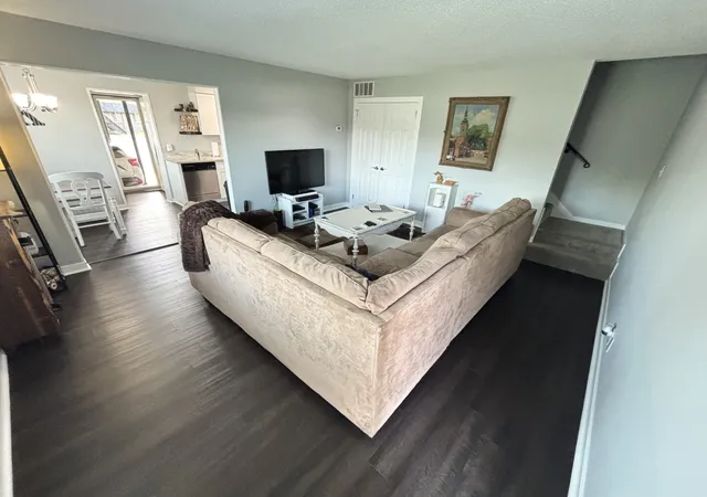 250-donna-dr-2b-hendersonville-tn-37075/hzid_f79c4b8a