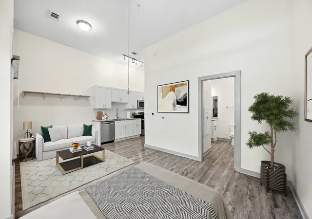 782-riverfront-parkway-111-chattanooga-tn-37402/hzid_84ee8d6e