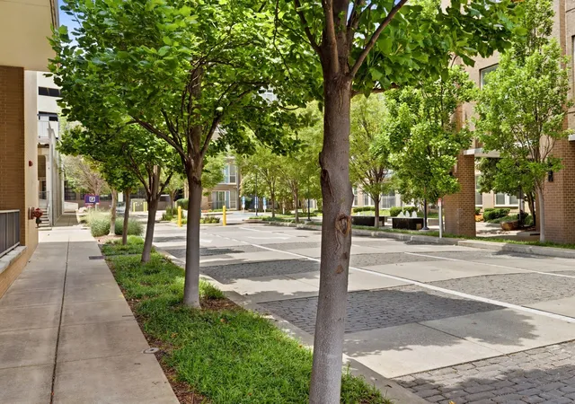 2407-8th-avenue-s-512-nashville-tn-37204/hzid_94cac55d