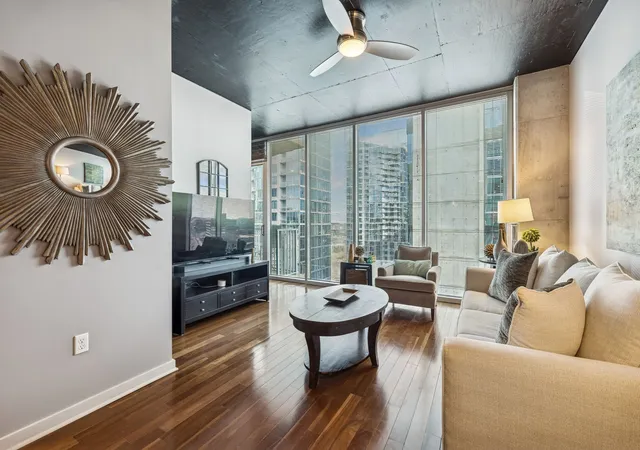 301-demonbreun-st-1713-nashville-tn-37201/hzid_d0c95a79