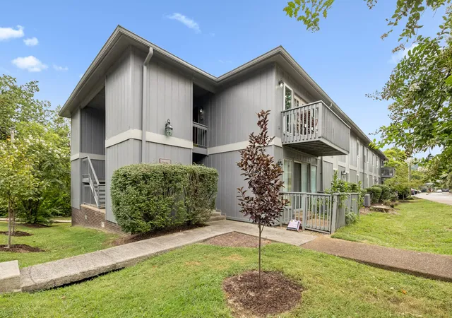 21-vaughns-gap-rd-21-nashville-tn-37205/hzid_17ff9976