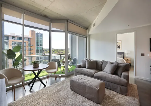 600-12th-avenue-s-1706-nashville-tn-37203/hzid_6f7b5e2e