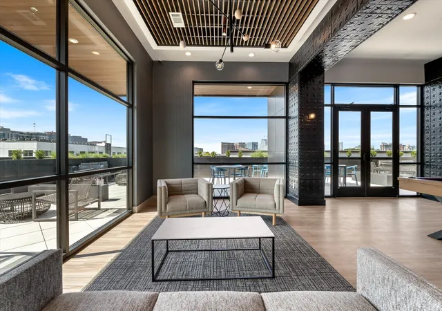 1014-16th-avenue-s-202-nashville-tn-37212/hzid_ccc42c74