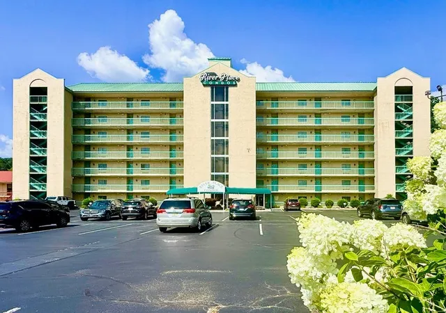 3215-river-road-n-ste-103-pigeon-forge-tn-37863/hzid_5894135b