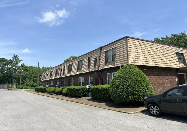 441-harding-played-a01-nashville-tn-37211/hzid_83b07e94