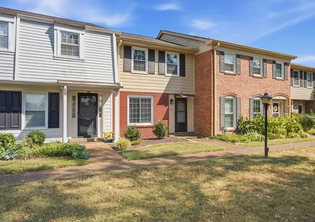 8207-sawyer-brown-rd-m4-nashville-tn-37221/hzid_8b7b98c4