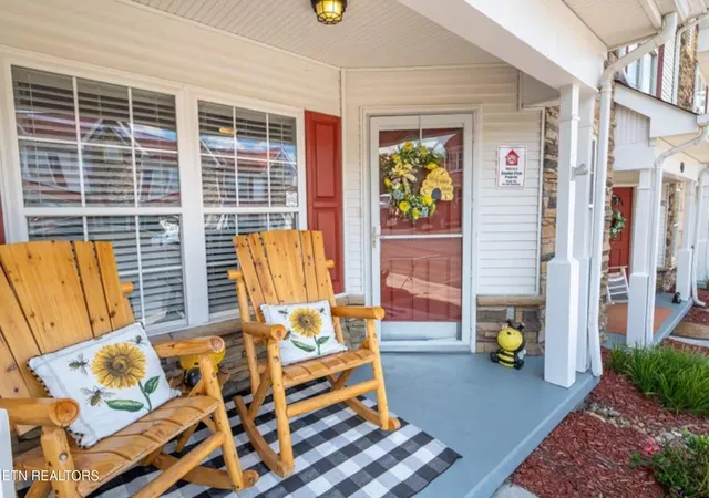 535-orchard-valley-way-342-sevierville-tn-37862/hzid_f5d95ded