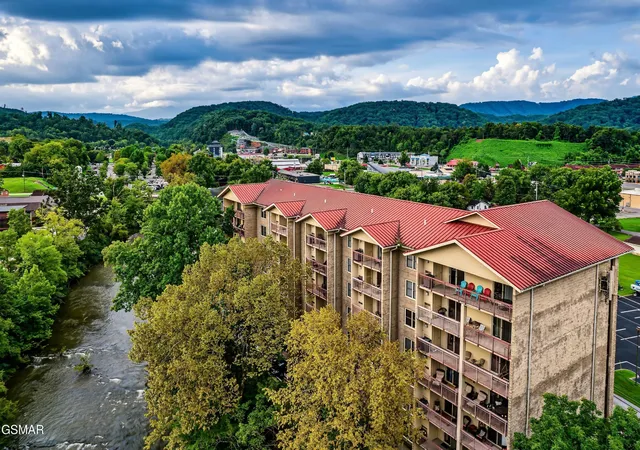 3919-s-river-rd-604-pigeon-forge-tn-37863/hzid_40df84a9