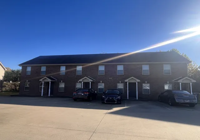 1717-manning-dr-clarksville-tn-37042/hzid_4e0710cc