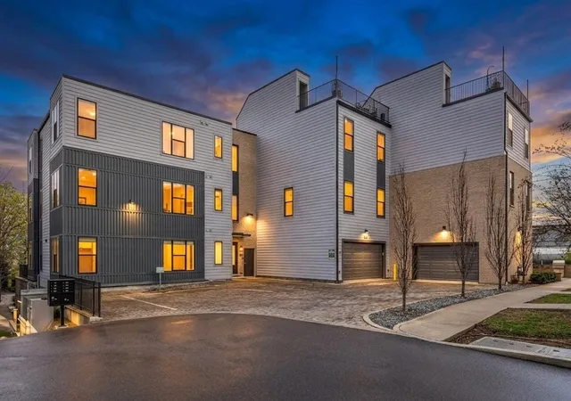 519-27th-avenue-n-301-nashville-tn-37209/hzid_b6b1712d