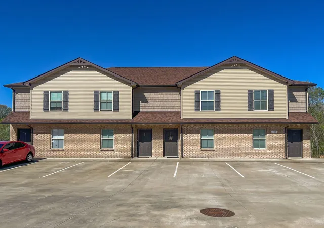106-smithson-ct-clarksville-tn-37040/hzid_c9fc3edf