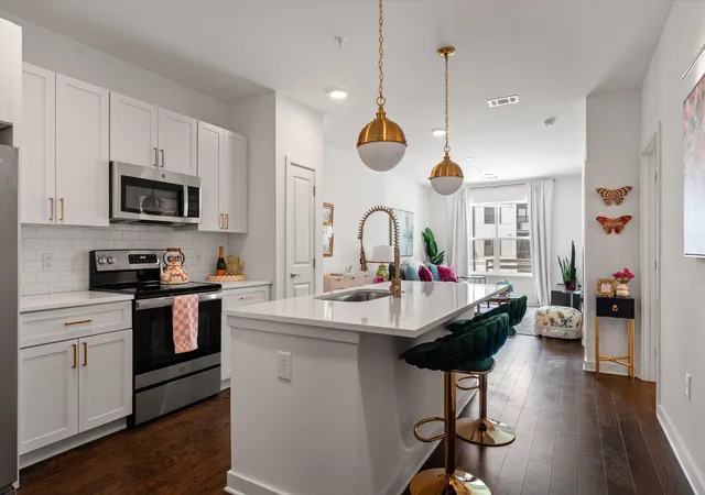 1677-54th-avenue-n-218-nashville-tn-37209/hzid_9db8c0b9