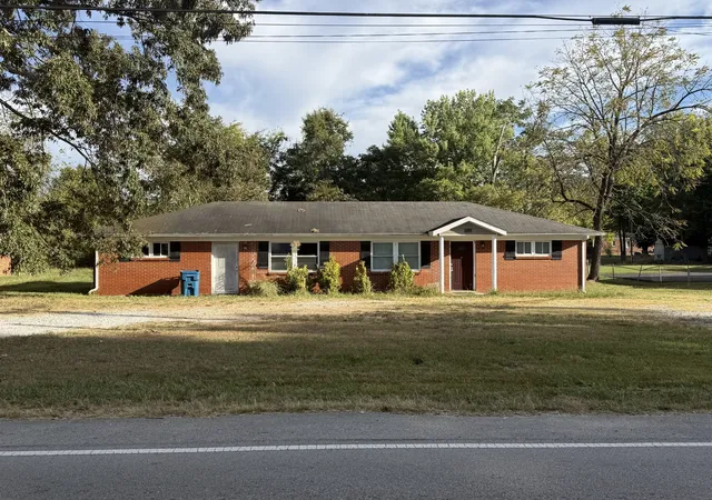 909-oak-dr-manchester-tn-37355/hzid_4711de08