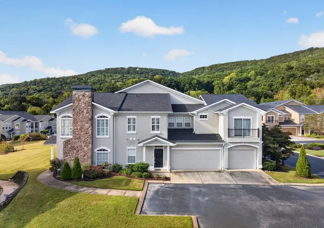 408-renaissance-ct-chattanooga-tn-37419/hzid_38fcd3b0