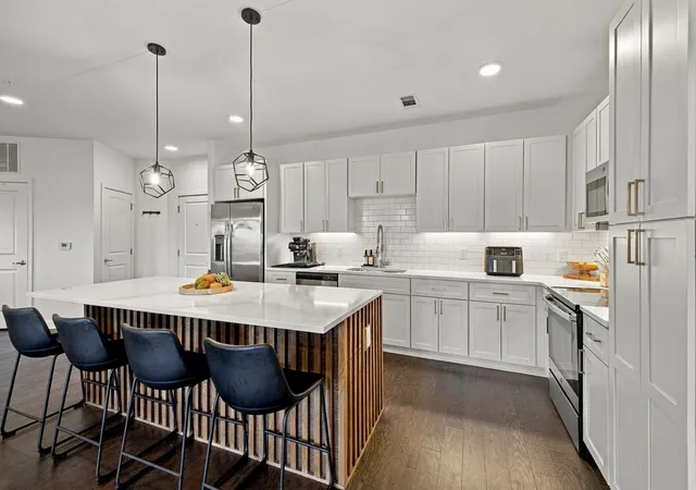1677-54th-avenue-n-333-nashville-tn-37209/hzid_60882714