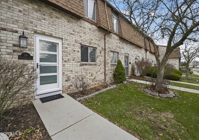 744-fairway-dr-wauseon-oh-43567/hzid_b8c5bbad