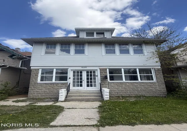 329-e-lake-st-toledo-oh-43608/hzid_fca55abb