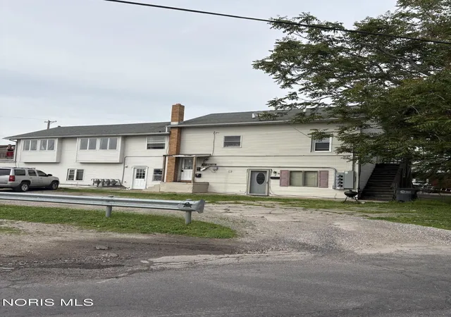 5912-edgewater-dr-toledo-oh-43611/hzid_0f6590e4