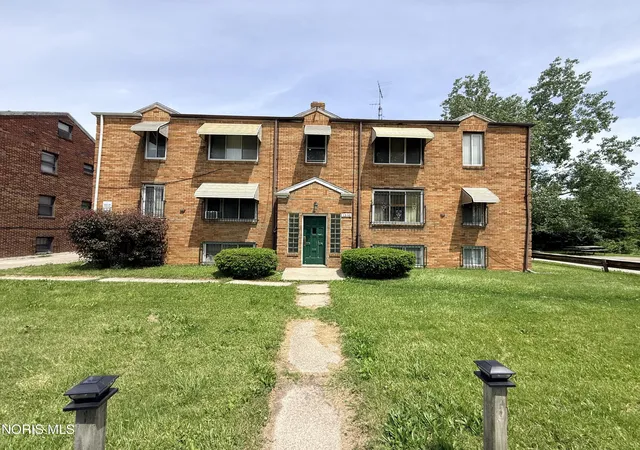 1356-n-cove-blvd-toledo-oh-43606/hzid_624fafbf