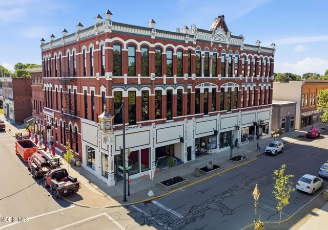 208-s-main-st-6-fostoria-oh-44830/hzid_0e398db0