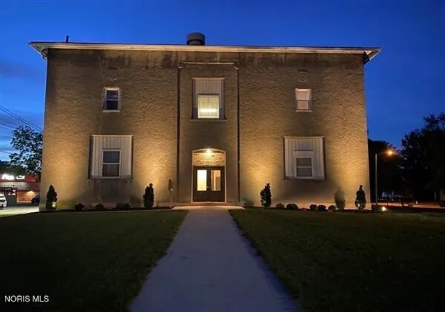 214-e-w-3rd-st-at-n-walnut-st-ottawa-oh-45875/hzid_3883a452