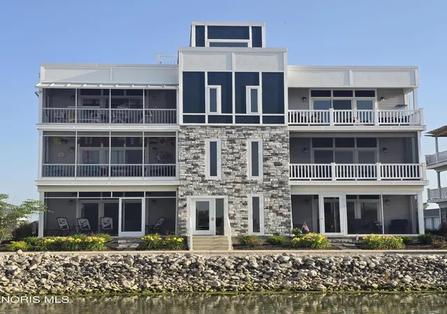 2731-e-s-harbor-bay-dr-1122-marblehead-oh-43440/hzid_1342449b