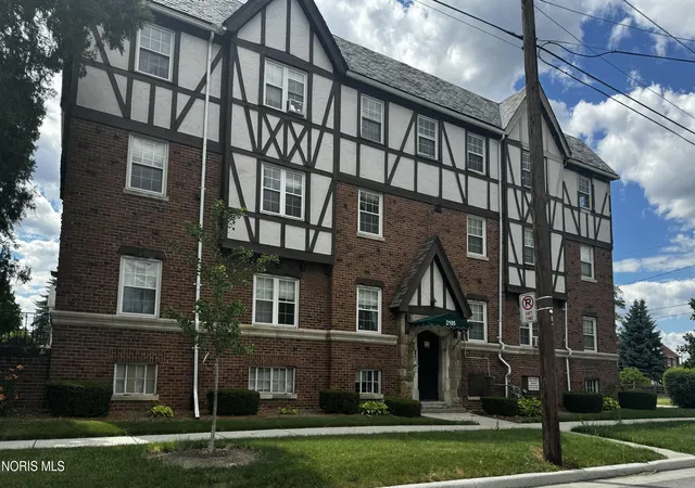 2105-warren-st-toledo-oh-43620/hzid_33389767