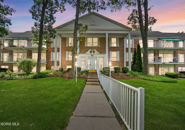 5679-monroe-st-unit-305-sylvania-oh-43560/hzid_f0035dcc