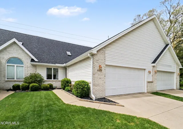 6445-madison-cove-ct-12-sylvania-oh-43560/hzid_34bfe1bc