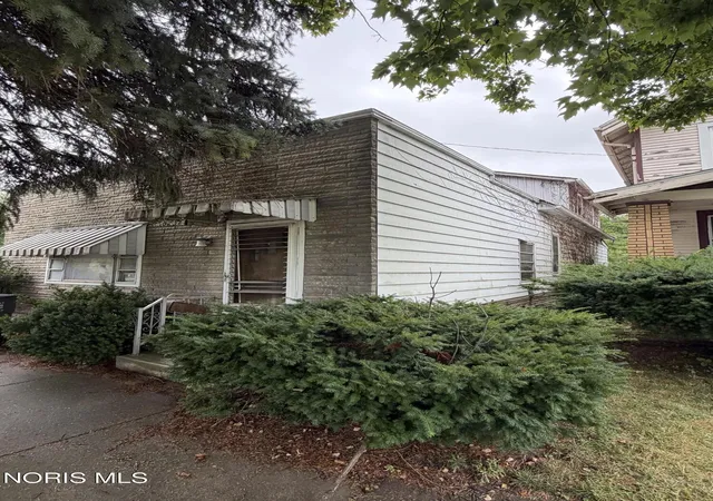 3237-maple-st-toledo-oh-43608/hzid_2d20285a
