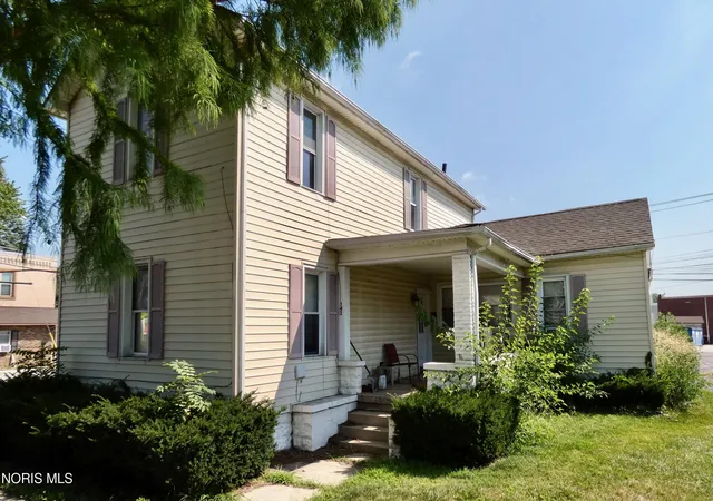 142-n-main-st-swanton-oh-43558/hzid_4822e178