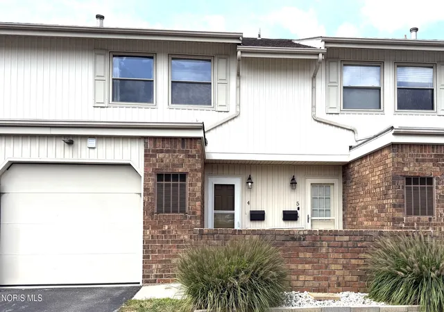 6818-fenwyck-rd-apt-4-maumee-oh-43537/hzid_33371bd4