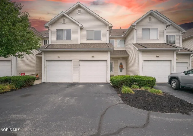 2592-w-village-dr-toledo-oh-43614/hzid_431cef58