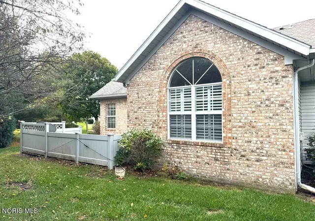 93-stonegate-cir-bowling-green-oh-43402/hzid_f1514be5