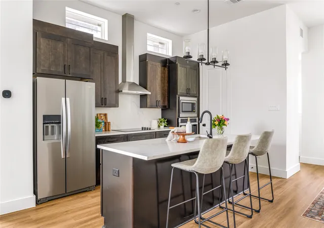 13325-bee-st-301-farmers-branch-tx-75234/hzid_73f40736