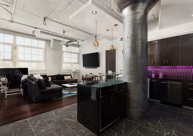 2600-w-7th-st-2546-fort-worth-tx-76107/hzid_4ee668ba