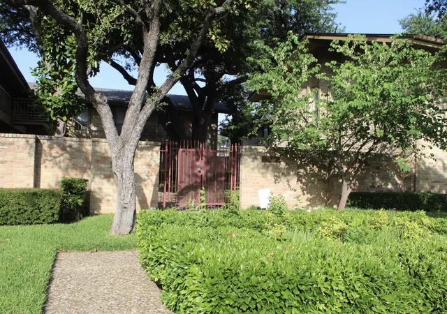 11312-park-central-pl-a-dallas-tx-75230/hzid_632850f9
