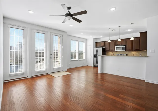 950-henderson-st-1214-fort-worth-tx-76102/hzid_d20b5876