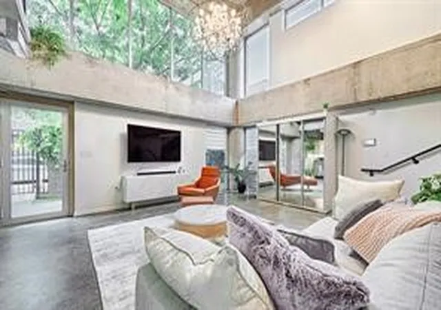 1001-belleview-st-104-dallas-tx-75215/hzid_d7b3f892