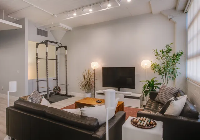 2600-w-7th-st-2614-fort-worth-tx-76107/hzid_b8189335