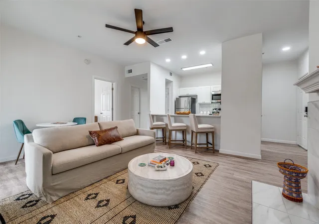 6003-oram-st-203-dallas-tx-75206/hzid_d6e15ad9