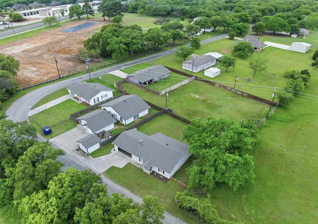 1020-greg-st-azle-tx-76020/hzid_db8443cb